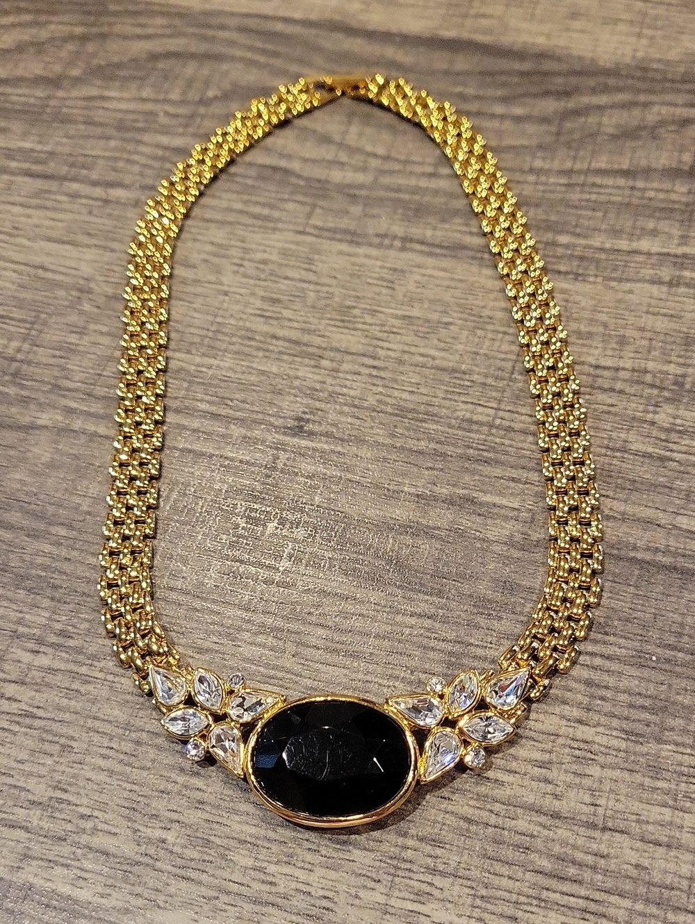 Trifari Collar Mesh Necklace W/ Black & Clear Crystals,In Like New Condition